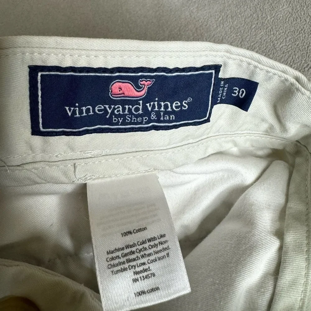 Vineyard Vines Men’s Khaki Flag Whale FOJ Club Shorts size 30